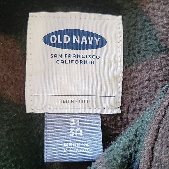 Old Navy shirt, Size 3T - Picture 2 of 3